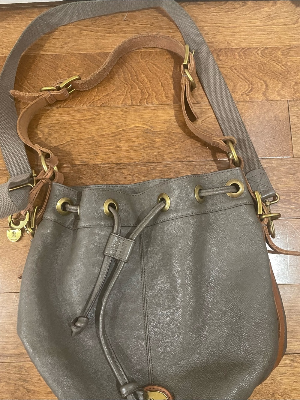 Vintage Fossil Olive Green Drawstring Hobo with Tan Straps
